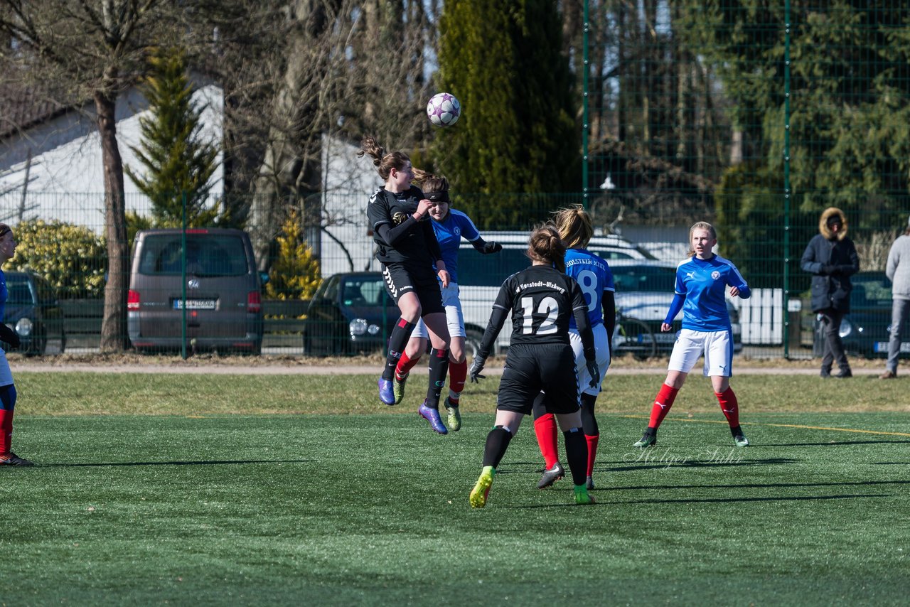 Bild 399 - B-Juniorinnen Halbfinale SVHU - Holstein Kiel : Ergebnis: 3:0